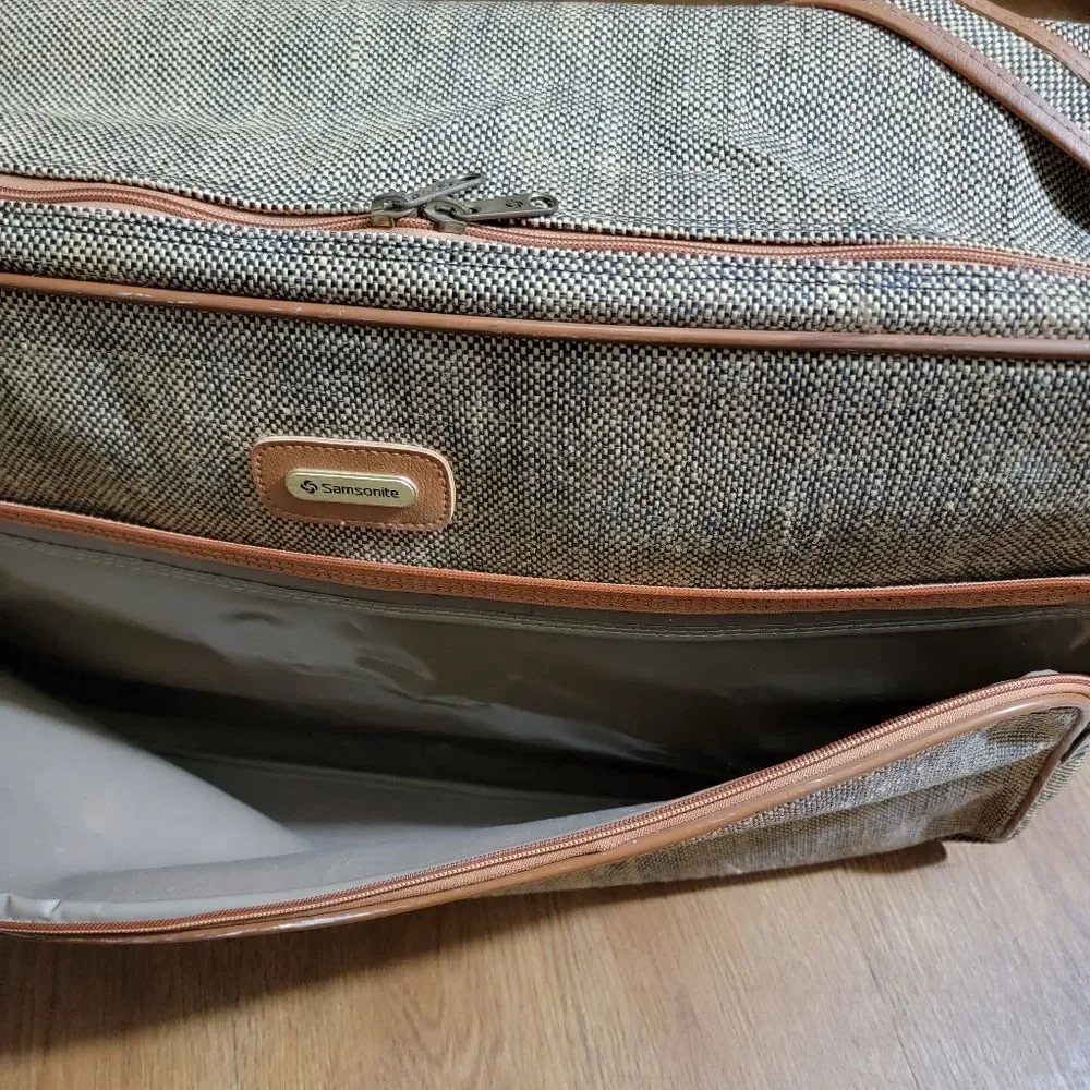 Samsonite Vintage Travel Bag Luggage Corduroy Leather Made in Korea Brown Tan